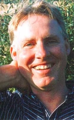 Hier kann man sich zum Rundbrief des Bildhauers Wolfgang Sandt, Neues aus dem Atelier, eintragen. Der Rundbrief informiert  über Wolfgang Sandts Arbeit als Bildhauer, über aktuelle Neuigkeiten aus dem Atelier, und neue Kunstprojekte